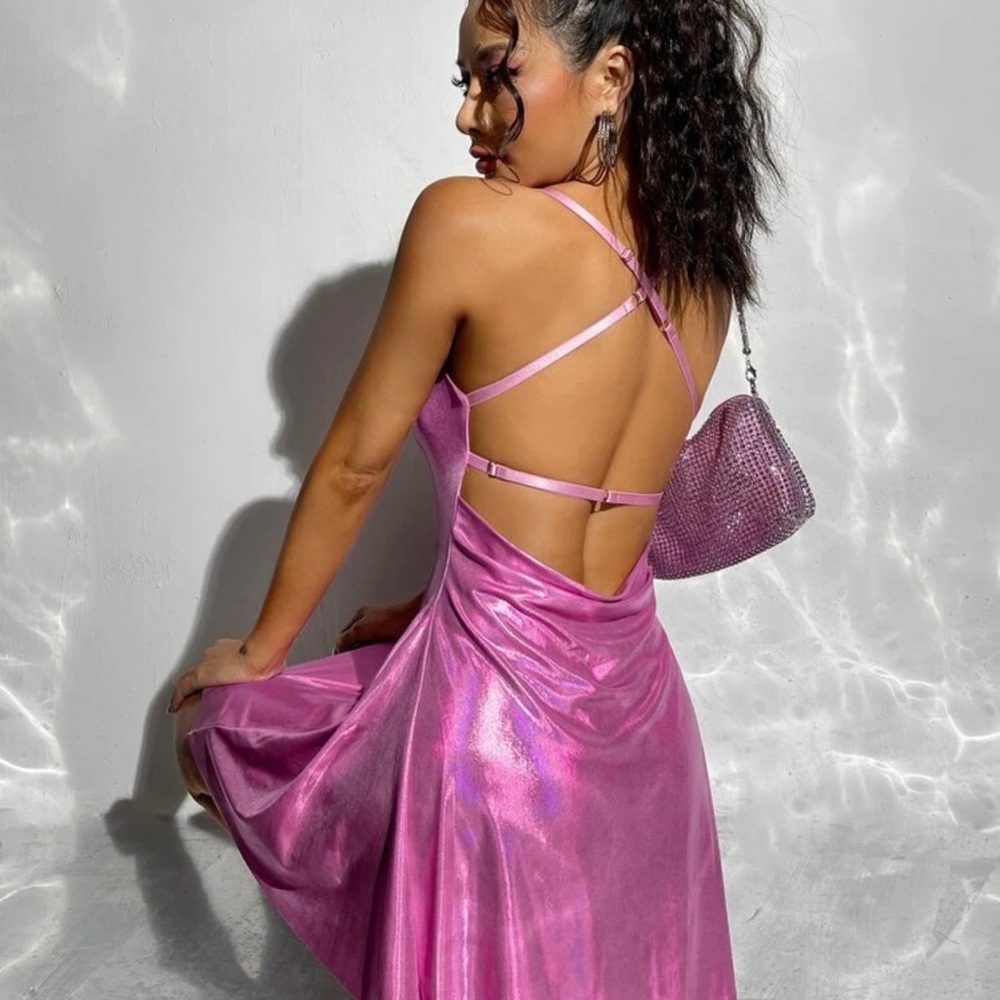 Elegant Pink Strappy Dress